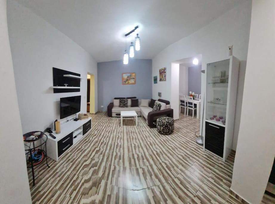 Scodrinon Hostel Shkoder Ngoại thất bức ảnh
