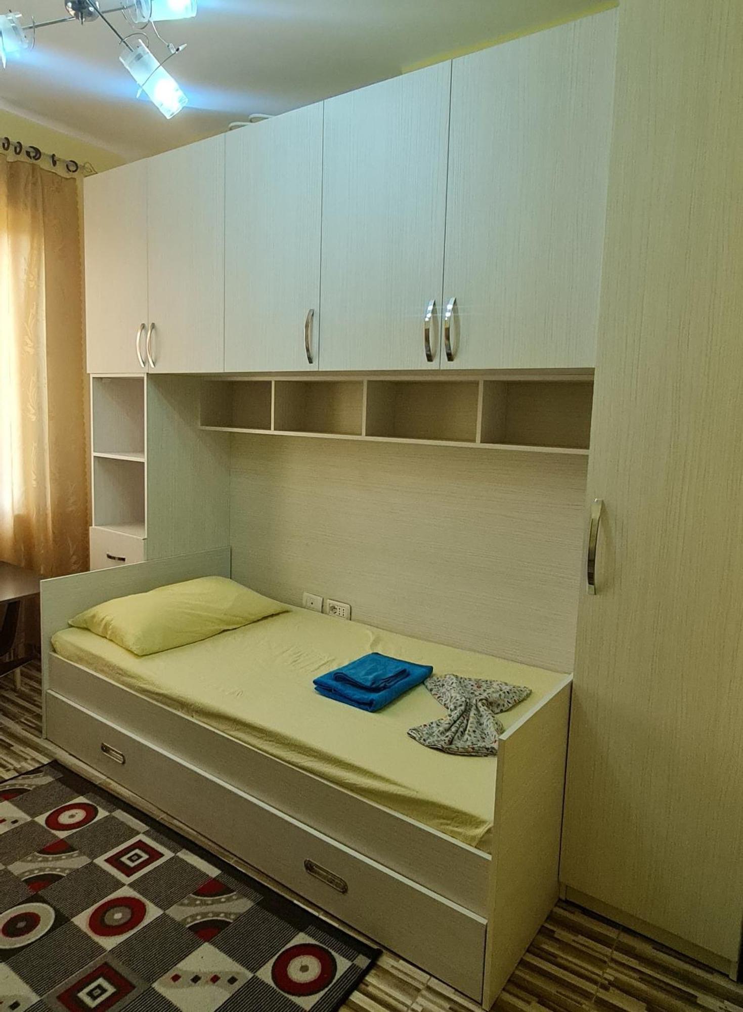 Scodrinon Hostel Shkoder Ngoại thất bức ảnh