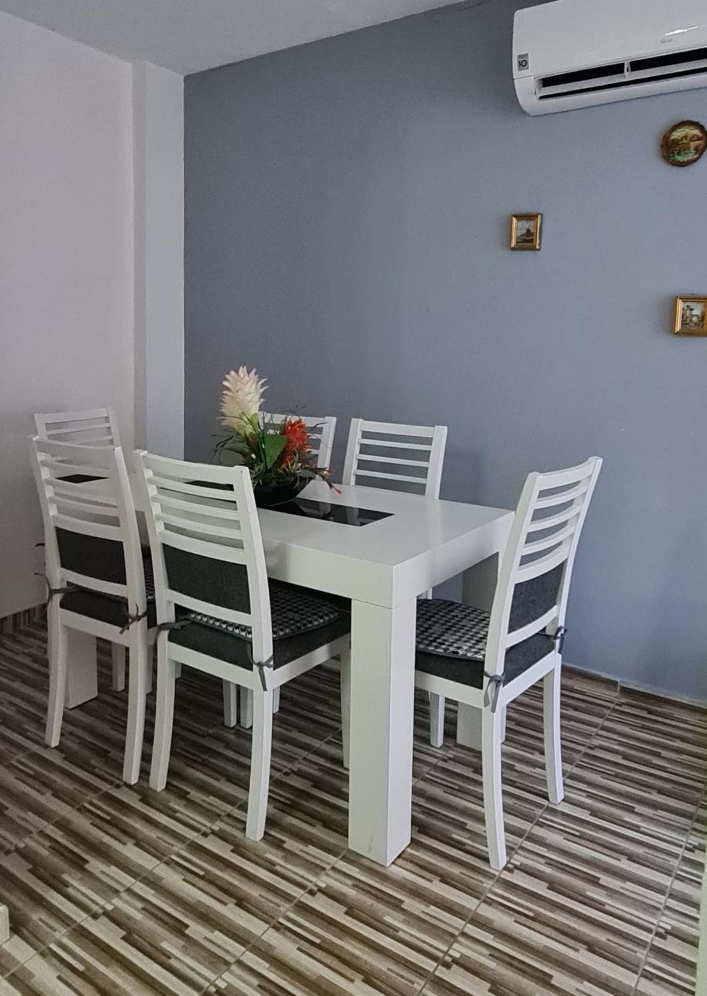 Scodrinon Hostel Shkoder Ngoại thất bức ảnh