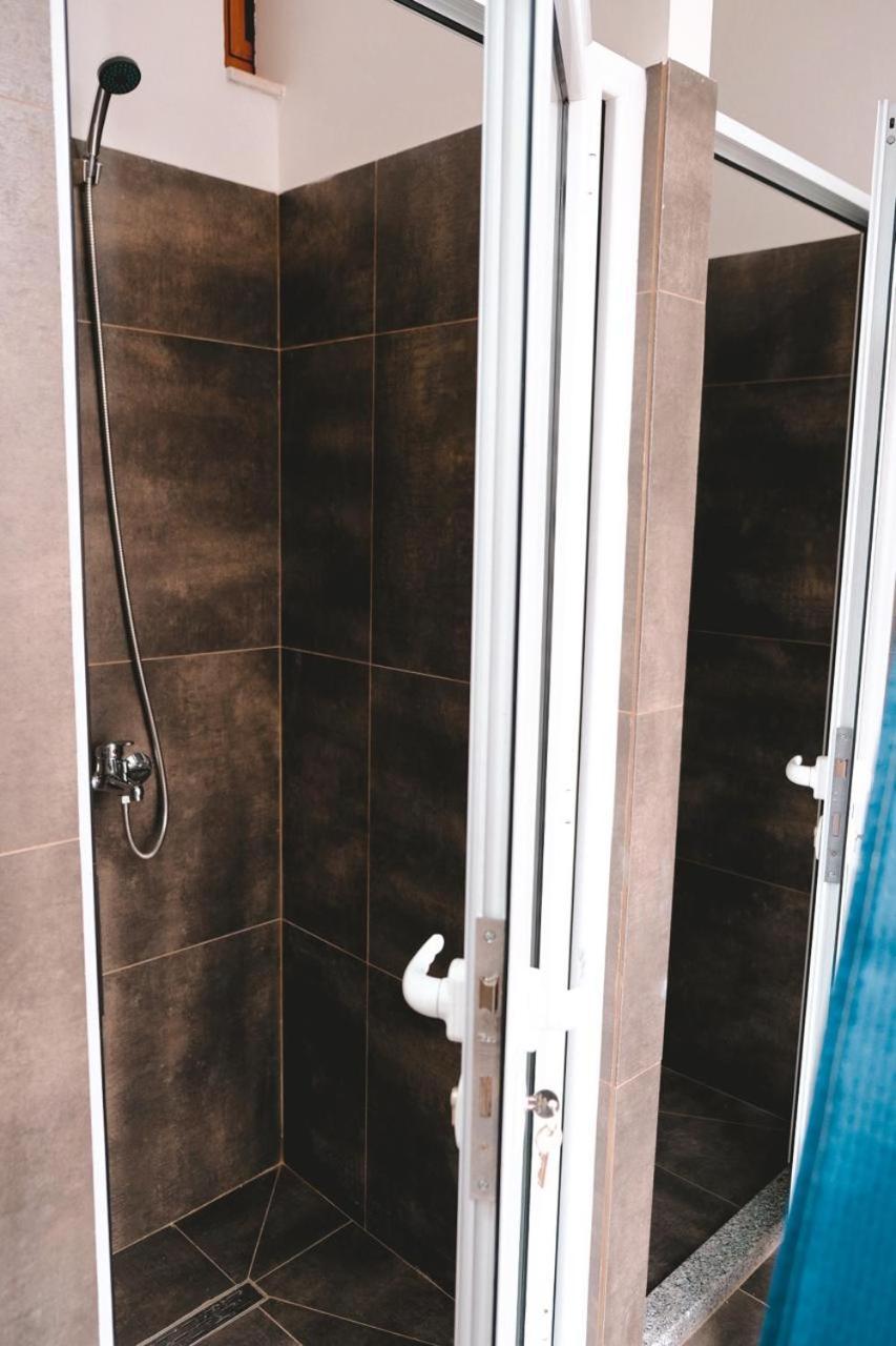 Scodrinon Hostel Shkoder Ngoại thất bức ảnh